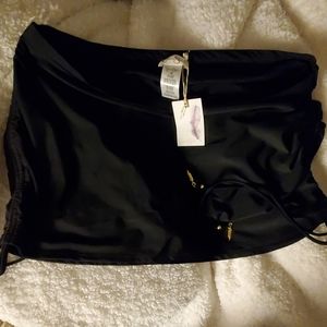 Swim skirt with underwear